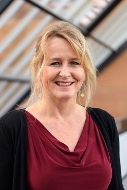 Suzanne Hayen